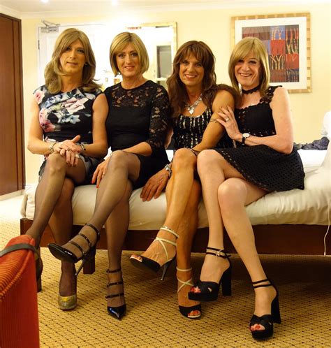 https://flic.kr/p/NPWHhx | Before we hit the town. | Crossdressers, Girls dress up, Girly outfits