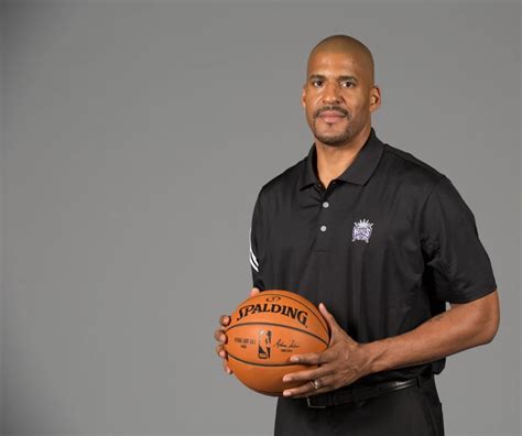 Sacramento Kings to Interview Corliss Williamson