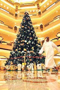 11-million-dollar Christmas tree