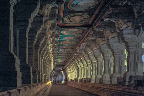 1220 Meter-long Corridor in Ramnathswami Temple at Rameshwaram ...