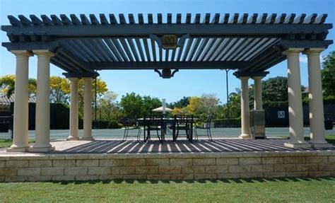 Commercial Pergolas | The Trellis & Pergola Co.