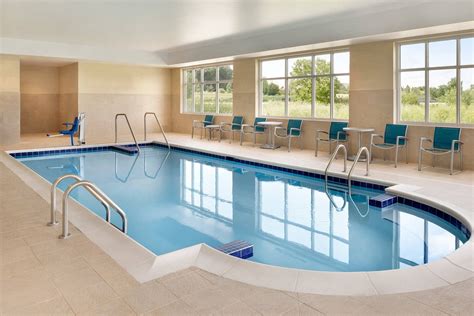 TOWNEPLACE SUITES BY MARRIOTT MILWAUKEE GRAFTON - Updated 2022 Prices & Hotel Reviews (WI)