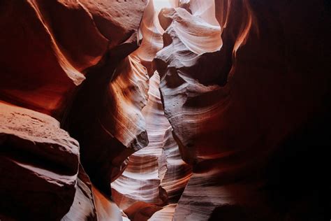 Antelope Canyon Hiking: Trails & Ultimate Guide 2024