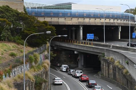 Sydney toll roads: Households in the west paying up to $2000 a year to drive across the city