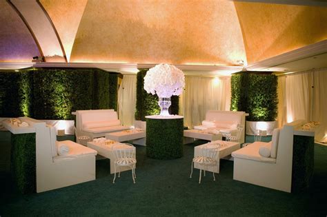 All-White Lounge Furniture