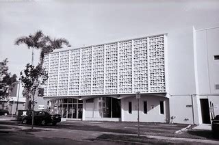 Mid Century Office Building Miami Side View | This used to b… | Flickr