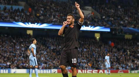 Francesco Totti secures AS Roma draw at Manchester City | Football News ...