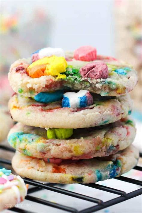 Lucky Charms Cookies- an easy sugar cookie recipe! | Beyond Frosting