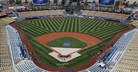 Dodgers Stadium Tours: Take the Field | LAist