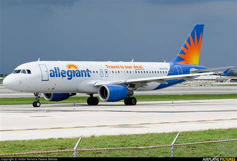 N227NV - Allegiant Air Airbus A320 at Fort Lauderdale - Hollywood Intl | Photo ID 734476 ...