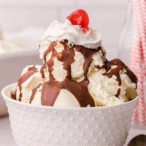 21 Homemade Ice Cream Recipes - Sparkling Boy Ideas