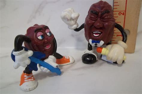 California Raisins Figurines. includes 2 Figurines Shown - Etsy