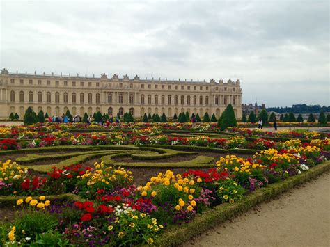 Château de Versailles Palace and garden. Must see when you go to Paris ...