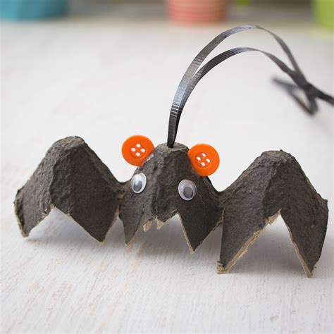 Adorable Halloween Egg Carton Bat! » Loganberry Handmade