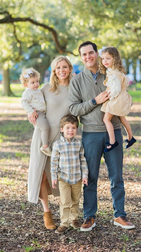 Charleston family session at white point garden – Artofit