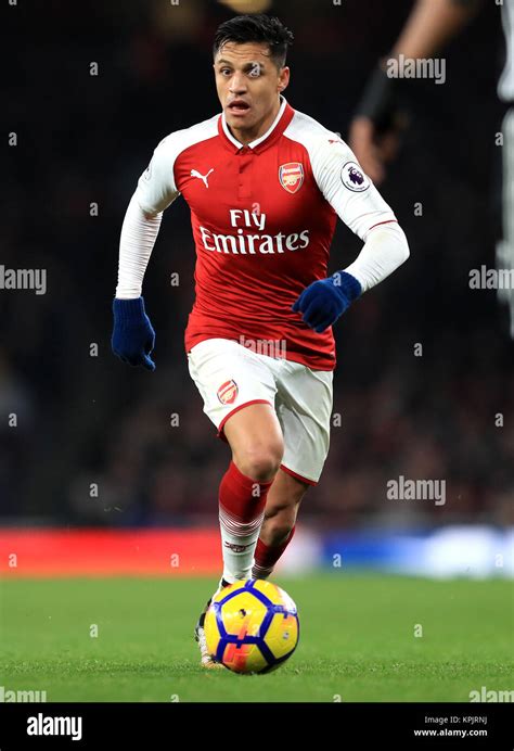 Alexis Sanchez, Arsenal Stock Photo - Alamy