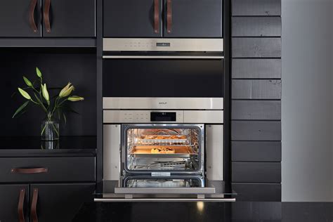 Steam Ovens - Built In Convection Steam Oven | Wolf Appliances