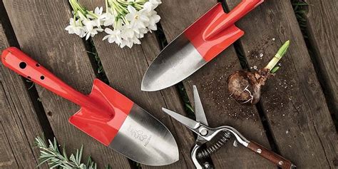 Gardening tools from Garrett Wade are designed to last a lifetime. Come experience the Garrett ...