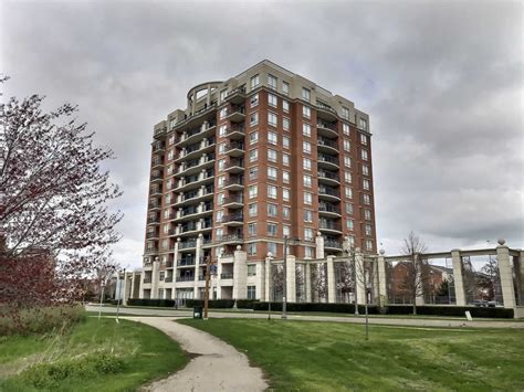 704 - 2365 Central Park Dr, Oakville | Sold, W4858976 | Condos.ca