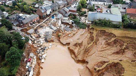 Europe floods: Death toll over 120 as rescues continue