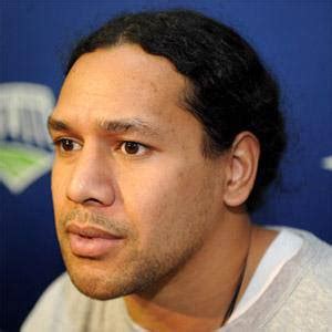 Troy Polamalu - Age, Family, Bio | Famous Birthdays