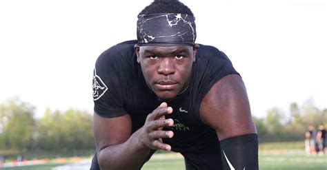 4-star DT Jordan Davis turns down offer from College Football Playoff ...