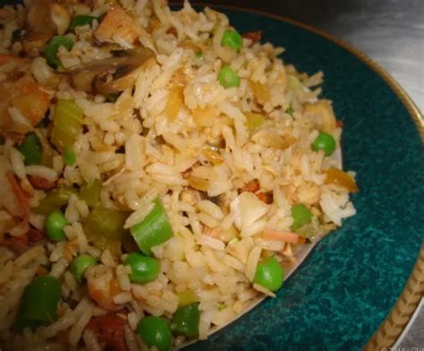 Cantonese Fried Rice - FoodsDiary