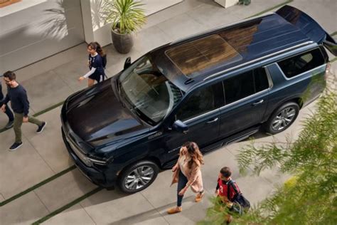 2023 CHEVROLET SUBURBAN Review - Leamington Chevrolet Buick GMC Inc.