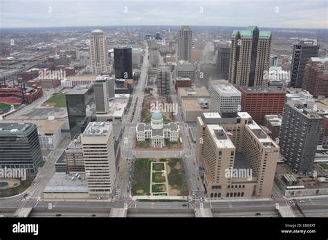 St Louis skyline viewed fro the the observation deck of the Gateway ...