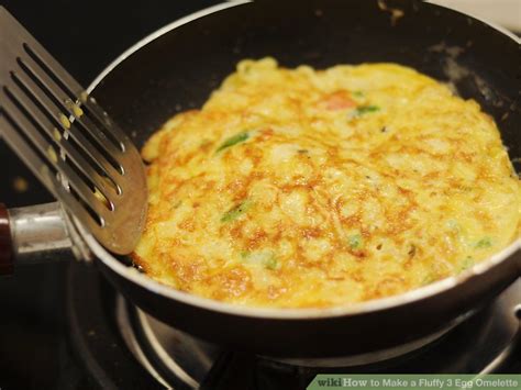 How to Make a Fluffy 3 Egg Omelette: 13 Steps (with Pictures)