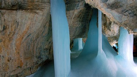 50 Photos of Dobsinska Ice Cave, Slovakia | BOOMSbeat