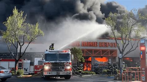 Fire destroys Northern California Home Depot store