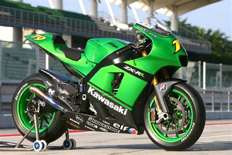 Not the fastest, but certainly one of the most beautiful... why wasn't Kawasaki successful? : r ...