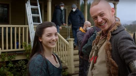 'Outlander' preview: First look at Season 6 in new behind the scenes video! - British Period Dramas