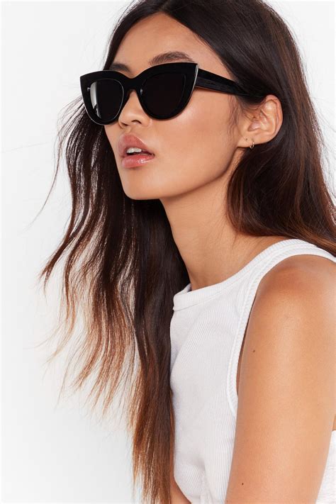 Tinted Oversized Cat-Eye Sunglasses | Nasty Gal