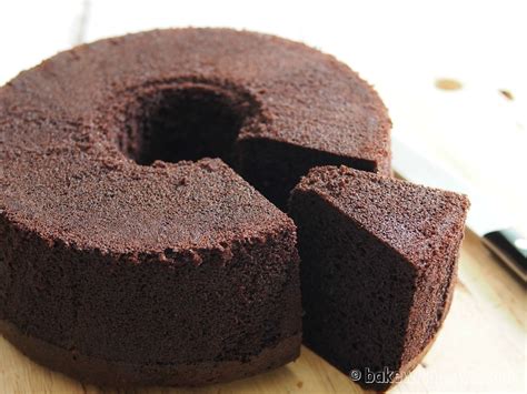 Japanese Dark Pearl Chocolate Chiffon Cake - BAKE WITH PAWS