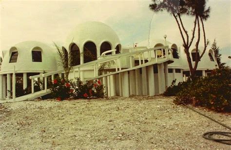 [rr]architecture: Cape Romano Dome Houses