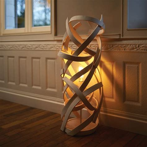 17 Delightful Wooden Floor Lamp Designs That Will Catch Your Eye