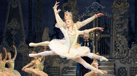 How Tchaikovsky’s Nutcracker became a Christmas classic - BBC Culture