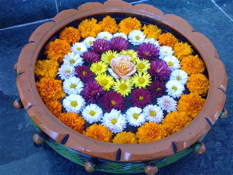 Fresh Flowers Floating Rangoli: How to make a Flower Floating Rangoli?