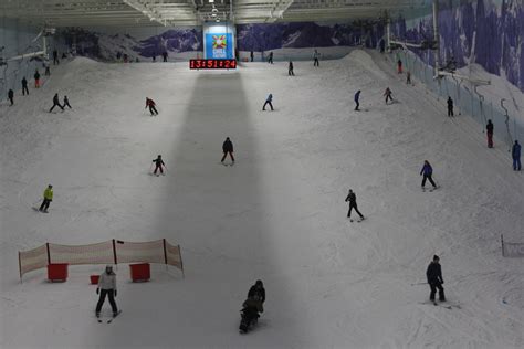 Topflight Hosts Agents to an Amazing ‘Chill Factore’