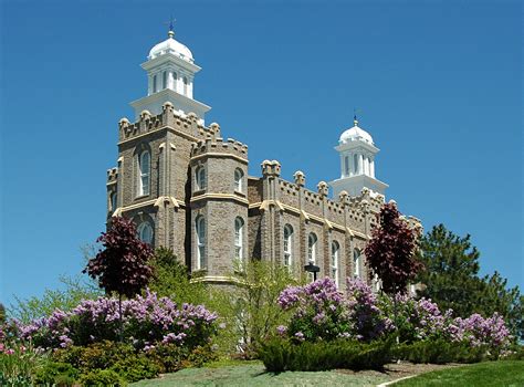 File:Logan Utah Temple.jpg - Wikimedia Commons