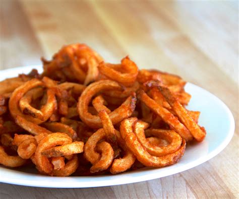 Curly Fries: 6 Steps (with Pictures)