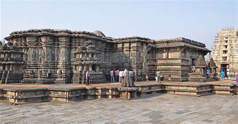 Chennakesava Temple in Belur (Illustration) - World History Encyclopedia