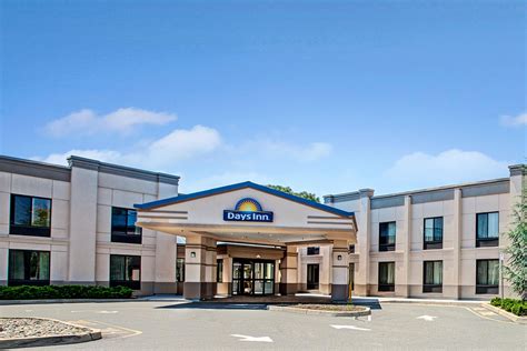 Days Inn by Wyndham Parsippany | Parsippany, NJ Hotels