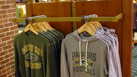 New roster for Packers Pro Shop