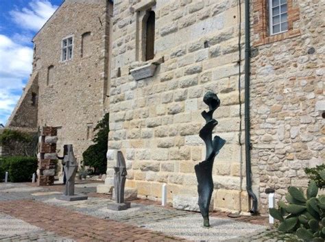 A visit to the Picasso Museum, Antibes - Lou Messugo