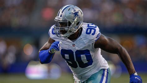 DeMarcus Lawrence Backs Report That Cowboys Fans Are No. 1 in NFL