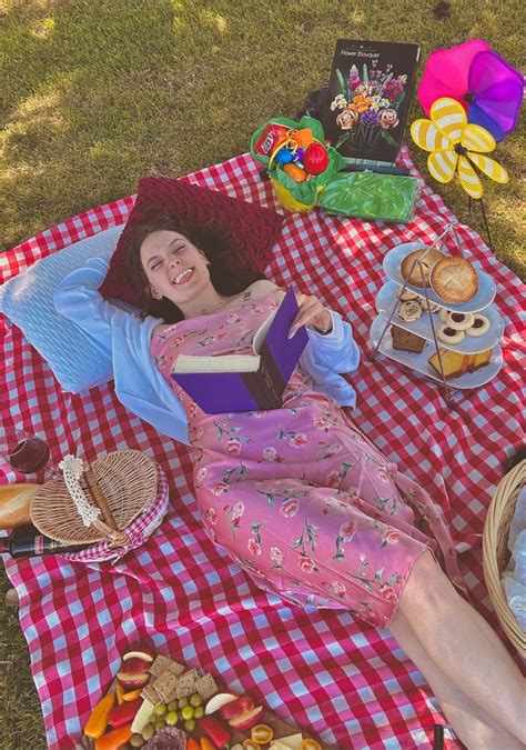 Spring Picnic Inspiration 🌻🧺