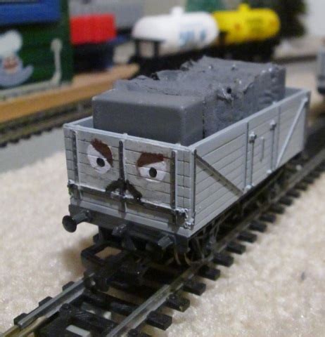 Custom Bachmann Season 1 Troublesome Truck by thomasformerswars101 on DeviantArt